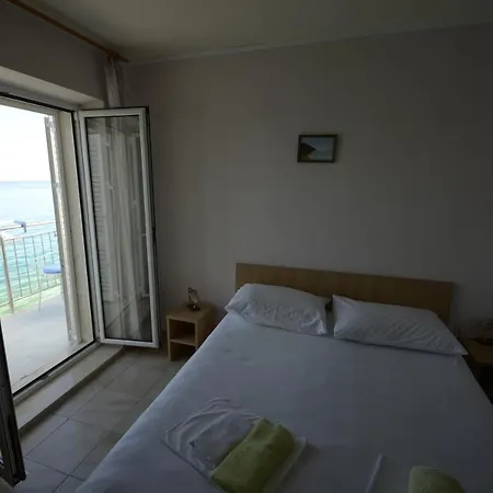 House Zvonko *
